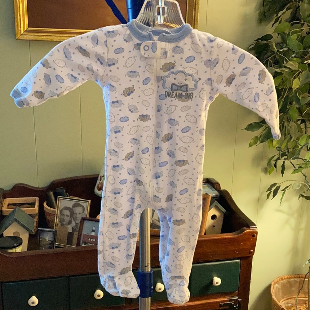 NWOT Swiggles one piece zip footie sleeper 6/9M